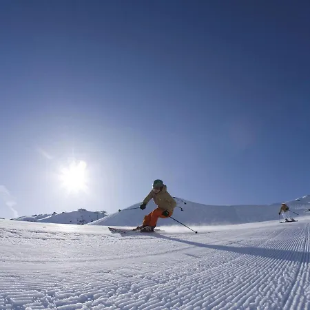 New Very Close To The Ski Lift Hochzillertal *