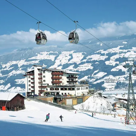 Apartamento New Very Close To The Ski Lift Hochzillertal